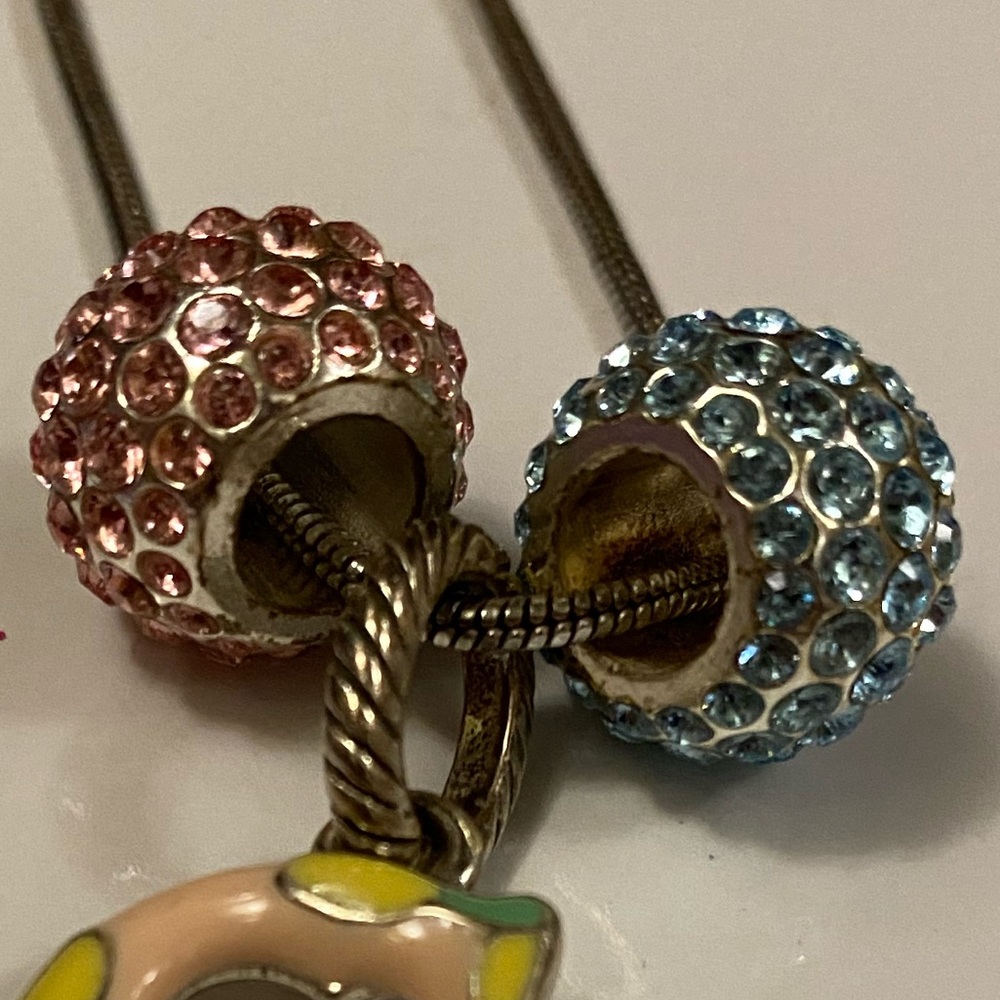 Brighton Glitter Glam Spacers (Blue & Pink)